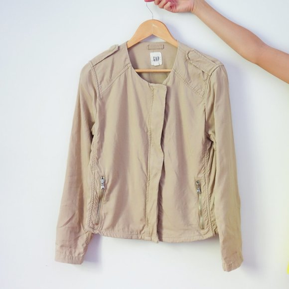 GAP Light Jacket - Picture 4 of 7